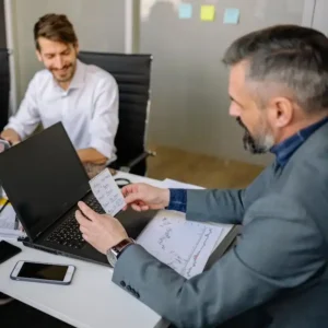 Conoce los detalles del pago de PTU, que es una prestación a la que tienen derecho también los excolaboradores de una empresa.