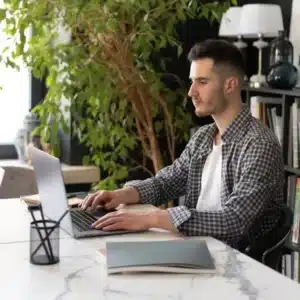 Reduce la carga operativa, evita riesgos fiscales y agiliza el pago de PTU a extrabajadores con PTU Asiste, una solución precisa y eficiente.